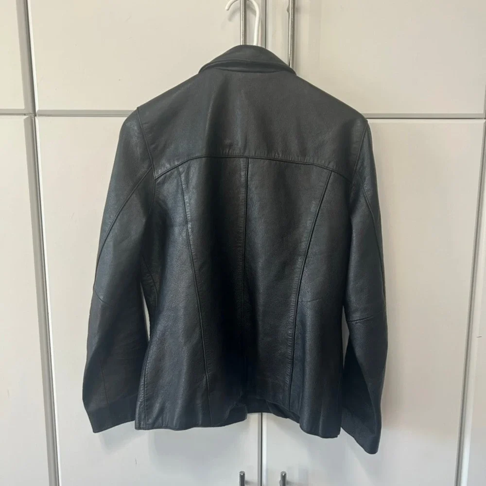Outbrook black genuine